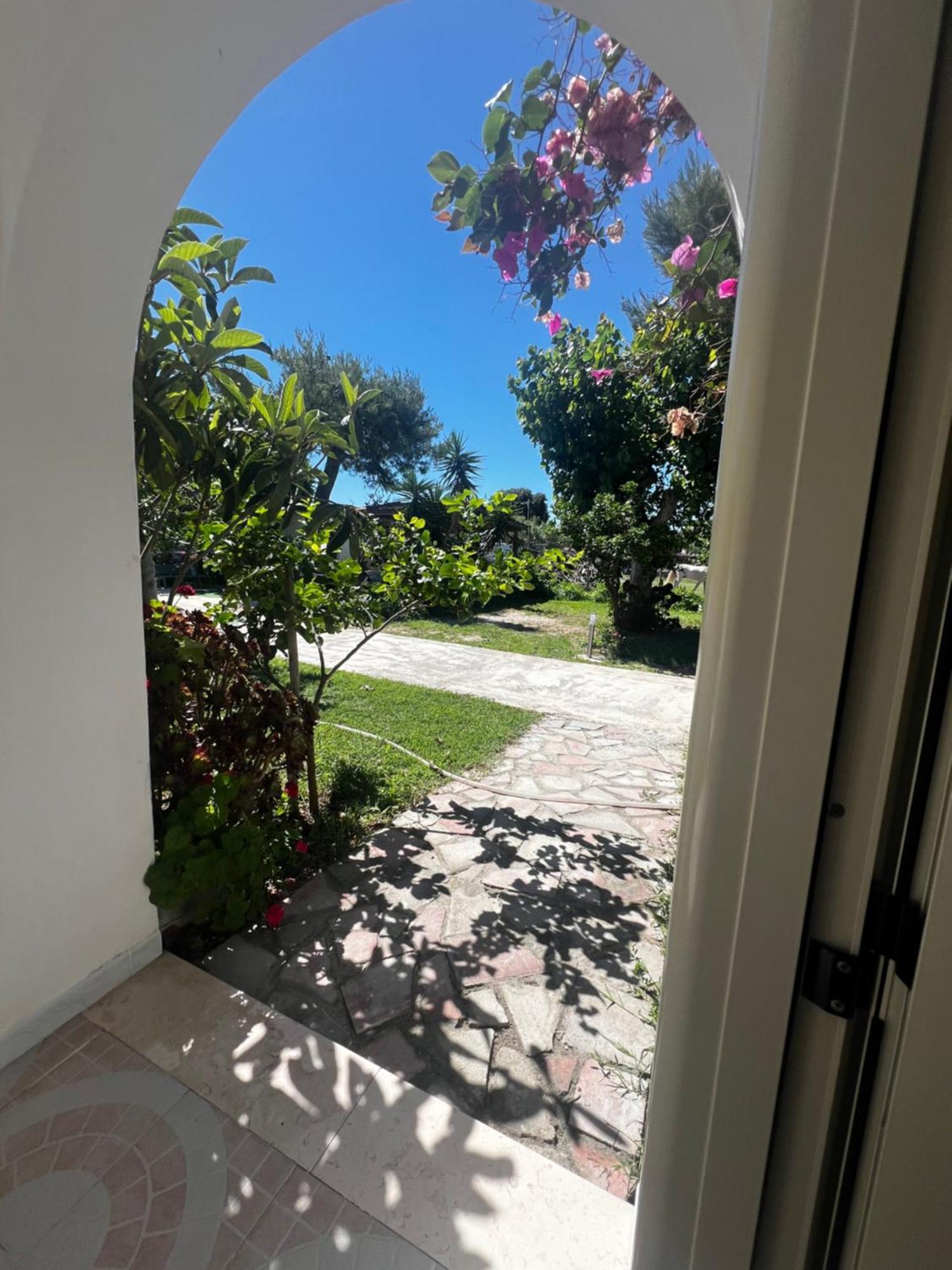 Residence Margherita Peschici Buitenkant foto